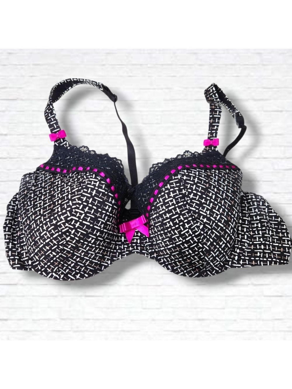 La Senza Black With White Cross-Hatch Print With Purple Detail Size 38B